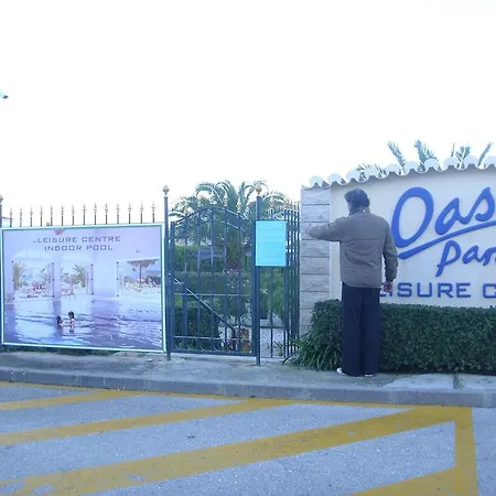 Apartamento Holiday Oasis Parque